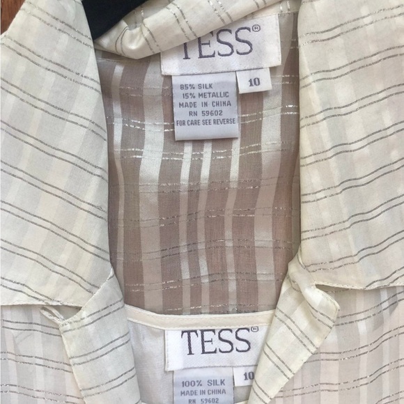 Tess Shirt - Picture 3 of 3